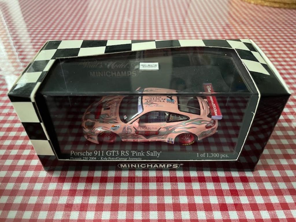 Minichamps 1/43 Porsche 911 GT3 Pink Sally Cars Phoenix 2004, Enlèvement ou Envoi, Neuf, Voiture, MiniChamps