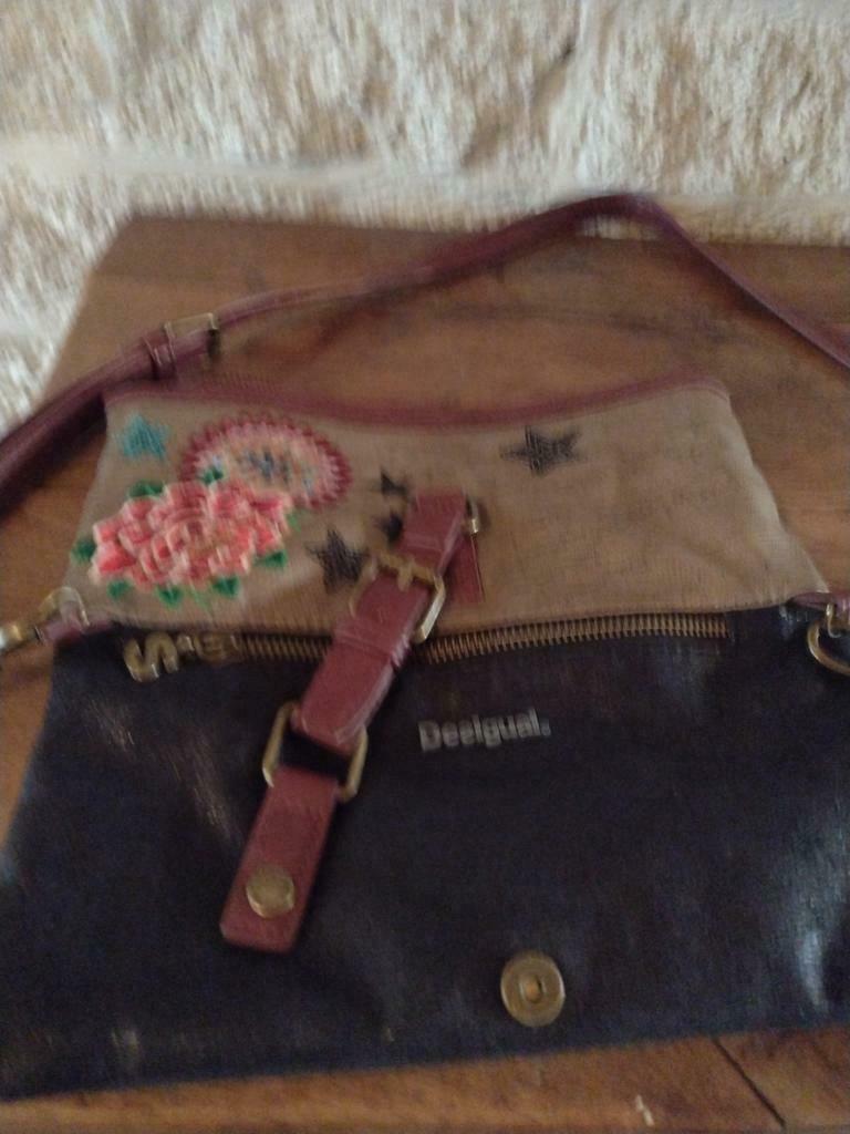 Sac Desigual en bon état, Enlèvement ou Envoi, Comme neuf