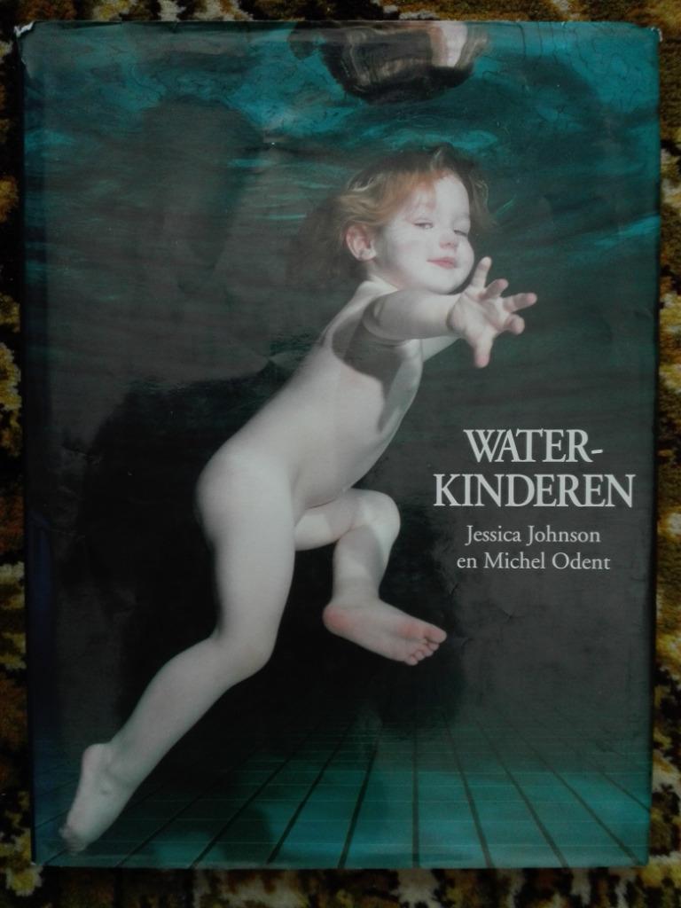 138) waterkinderen, Ophalen of Verzenden, Gelezen, Overige onderwerpen