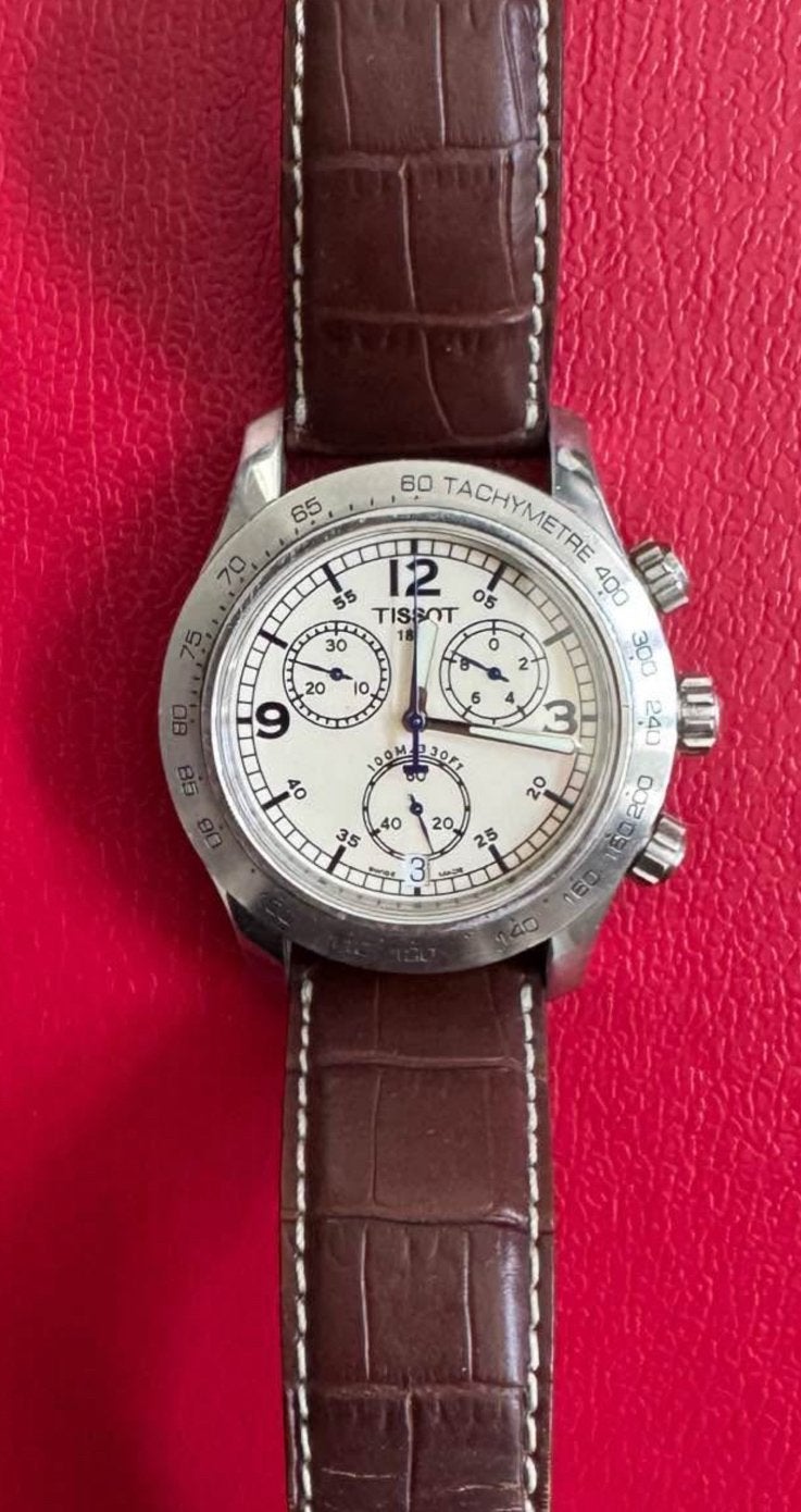 Montre Tissot pour homme V8 occasion, Bijoux, Sacs & Beauté, Montre-bracelet, Autres marques, Cuir, Enlèvement