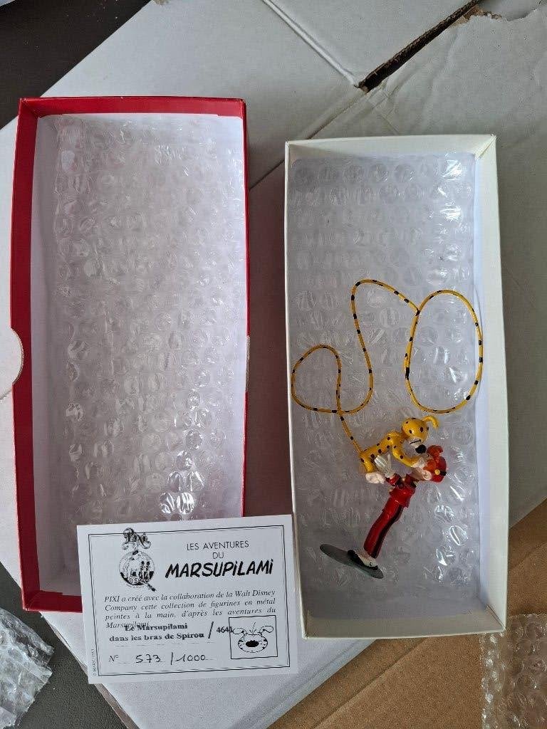 PIXI LE MARSUPILAMI DANS LES BRAS DE SPIROU" B+C, Collections, Statues & Figurines, Comme neuf, Autres types, Enlèvement ou Envoi