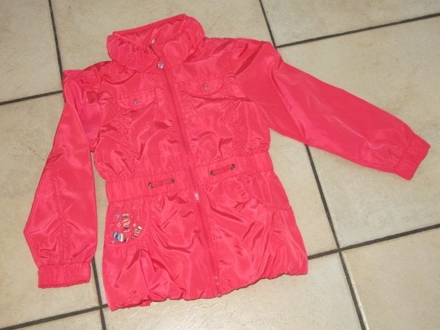 Een mooi jasje, maat 122, NIEUW, Kinderen en Baby's, Kinderkleding | Maat 122, Ophalen, Nieuw, Meisje, Jas