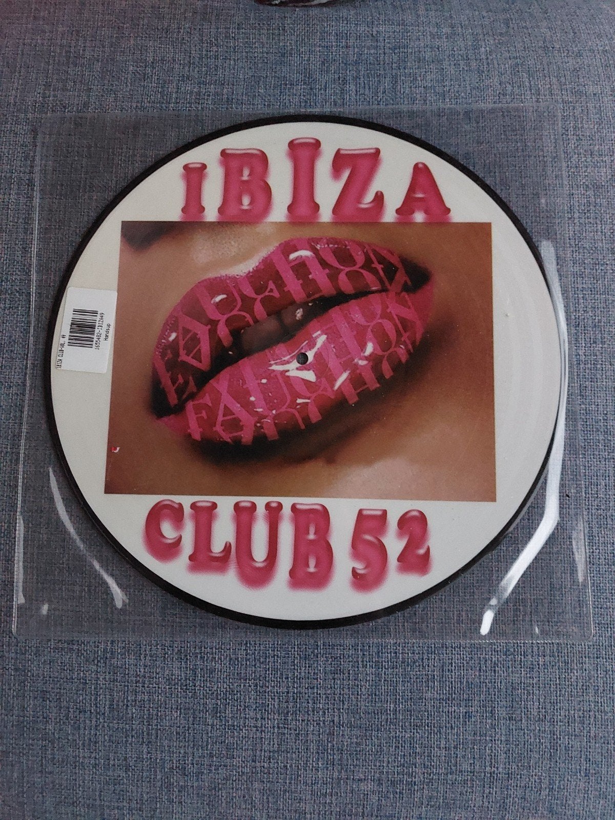 IBIZA CLUB 52 (Give me a sign), Enlèvement, Comme neuf