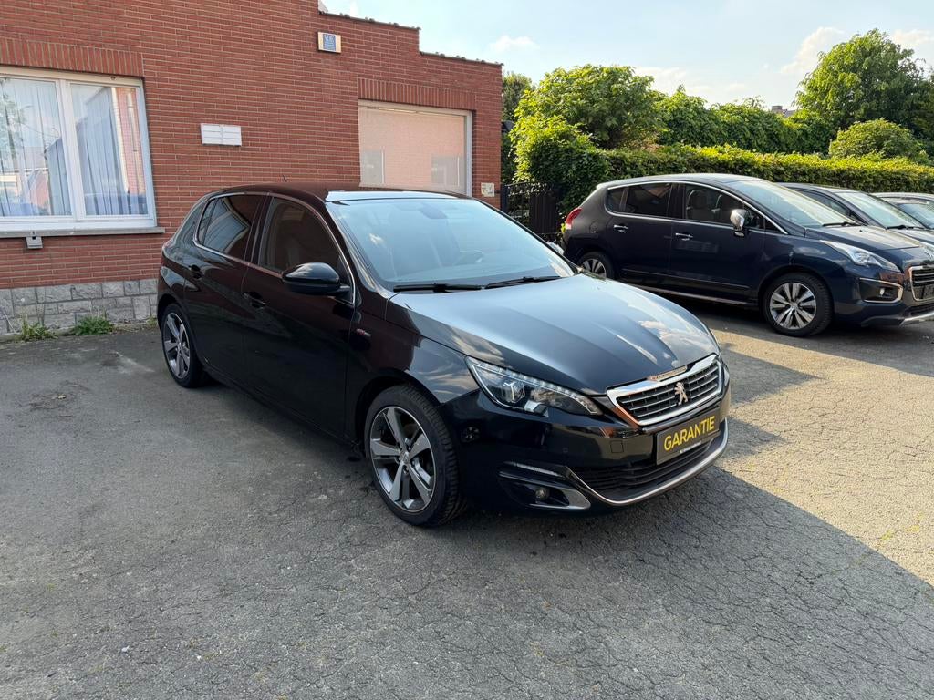 Peugeot 308 1.2 GT-Line Navi/Camera/Pano/Garantie, Auto's, Peugeot, Euro 6, Leder en Stof, Zwart, 5 deurs