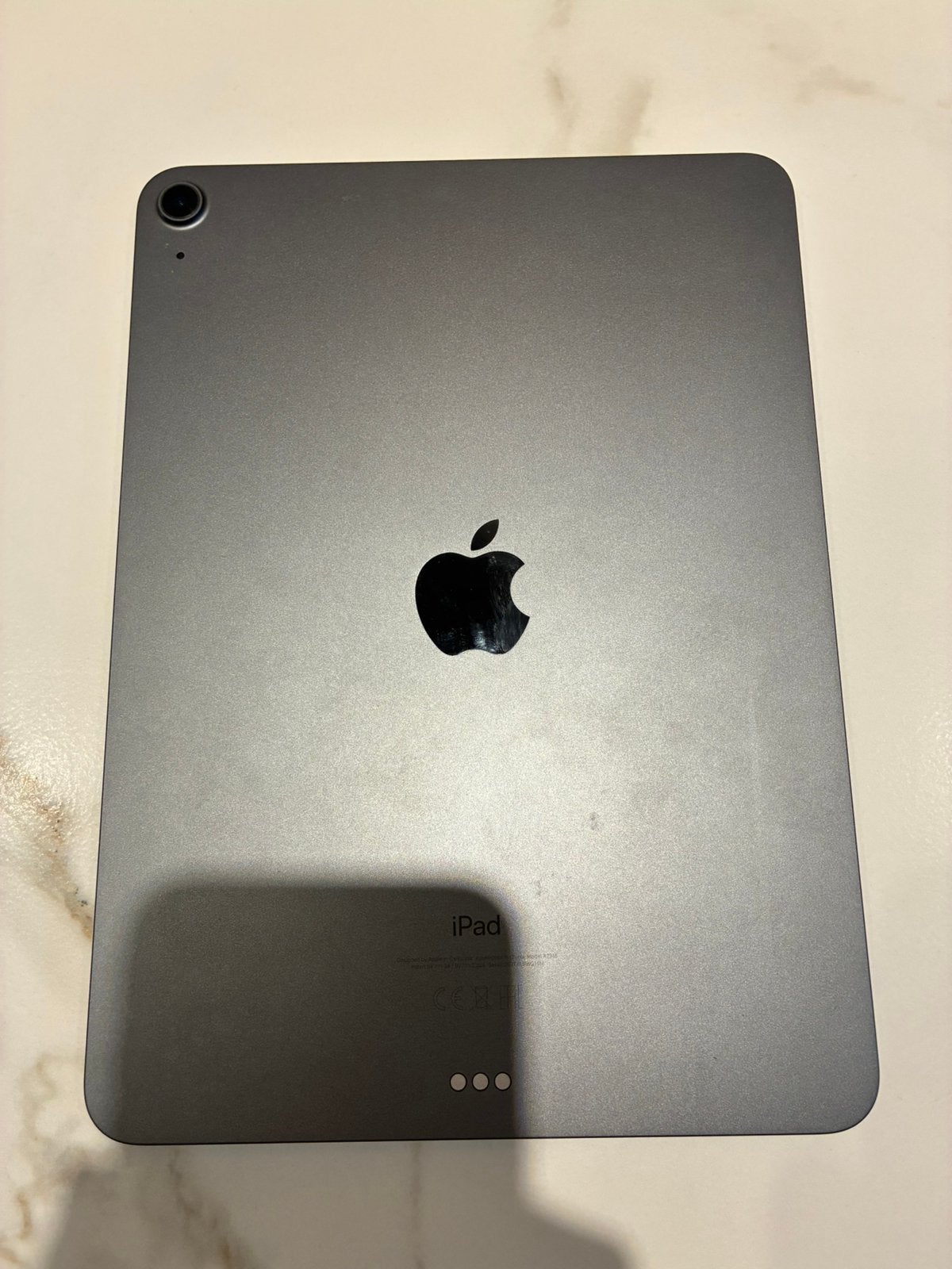 Ipad air stuk, Computers en Software, Apple iPads, Ophalen, Apple iPad Air, Niet werkend, Grijs