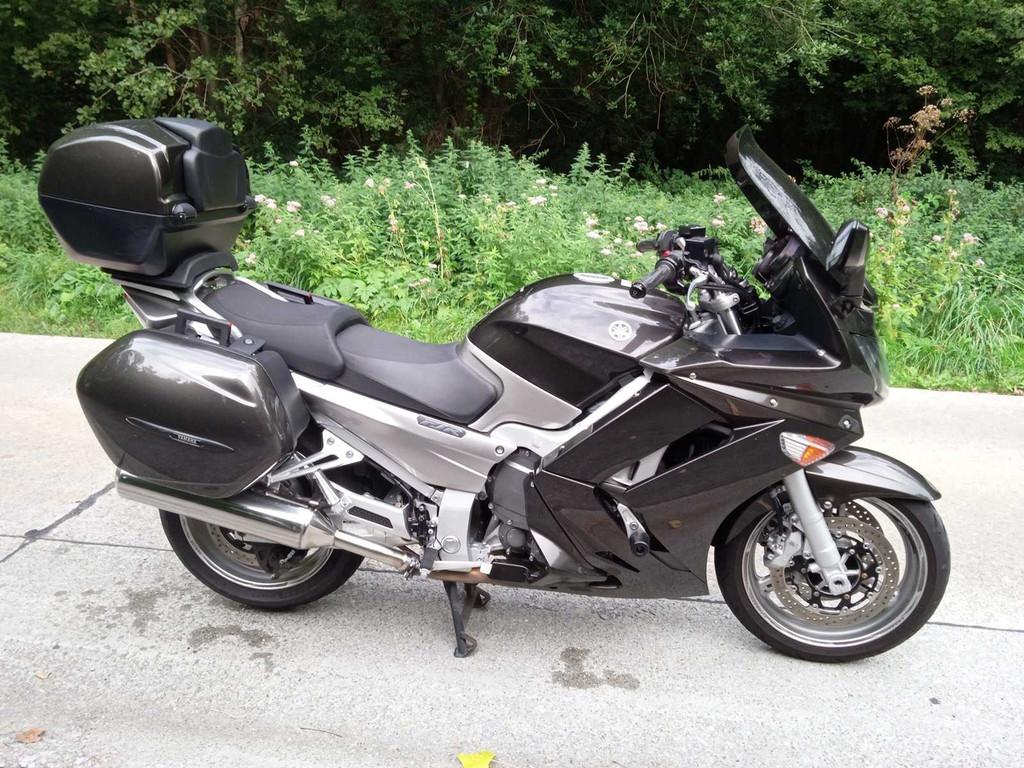 Yamaha FJR moto 2011, Entreprise, Autre