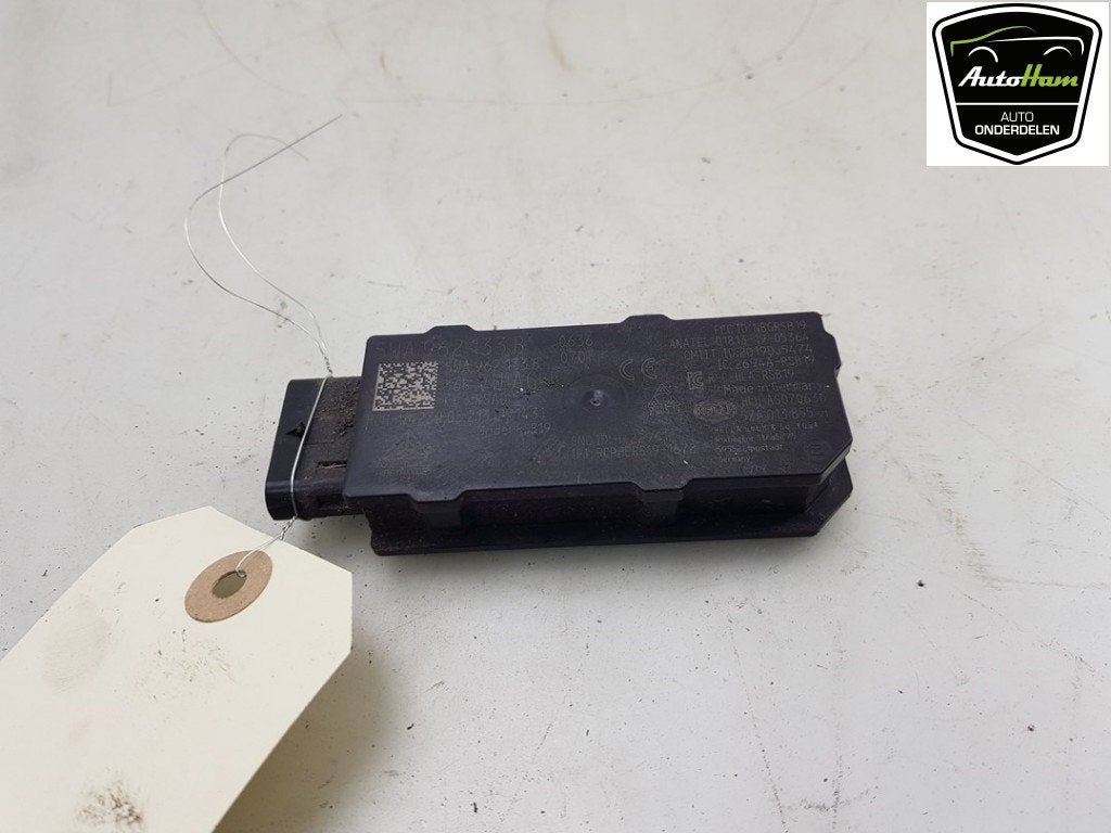 KEYLESS ACCESS ANTENNE Volkswagen Caddy Cargo V (SBA / SBH), Gebruikt, Volkswagen, Rixbecker Straße 75
59552  Lippstadt, DE, Info@forvia.com