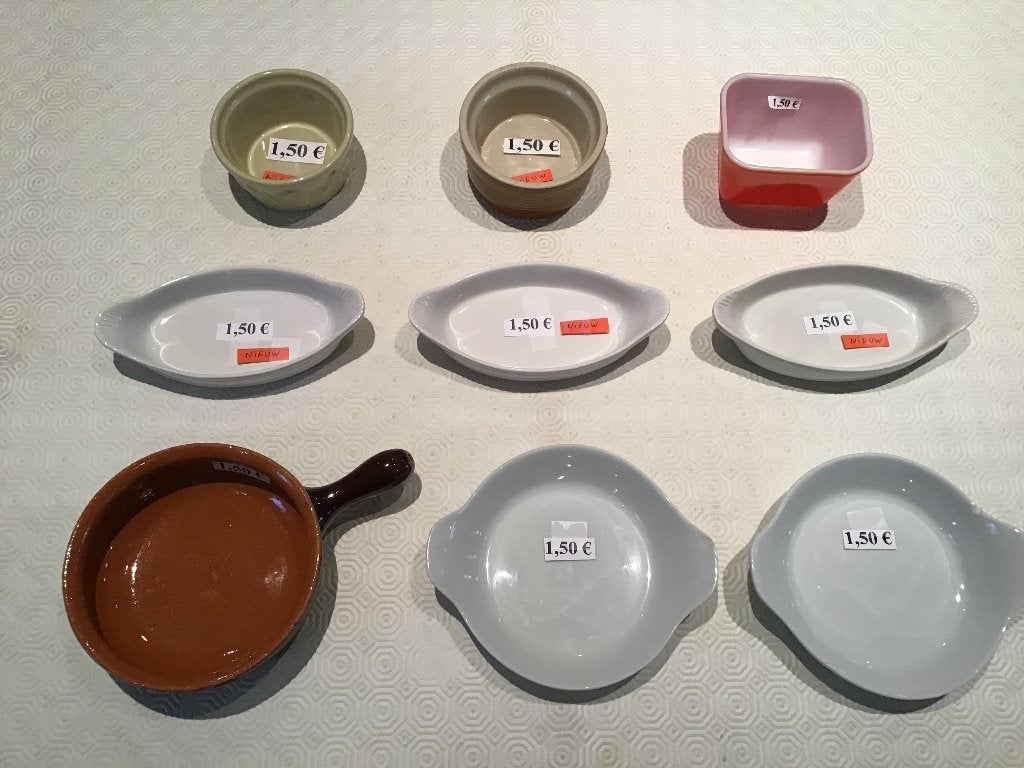 13 petits plats à four à 1,50 euro chacun, Enlèvement ou Envoi, Comme neuf