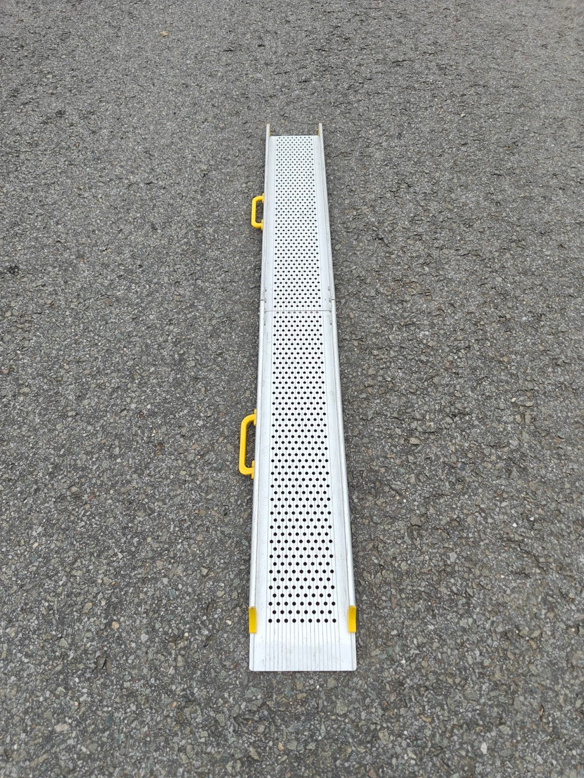 Rampe de chargement pliable moto, Enlèvement