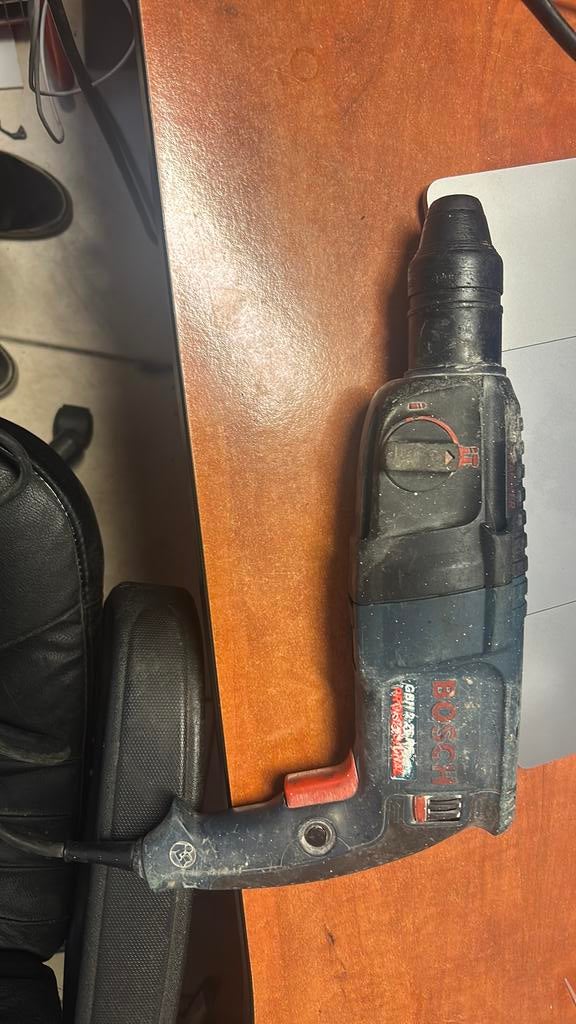 Bosch gbh 2-26 re professional klopboormachine, Doe-het-zelf en Bouw, Ophalen, Zo goed als nieuw