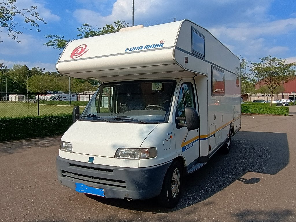 Mobilhome Eura Mobil, Caravans en Kamperen, Mobilhomes, Chemisch toilet, Alkoof, Ringverwarming, Particulier