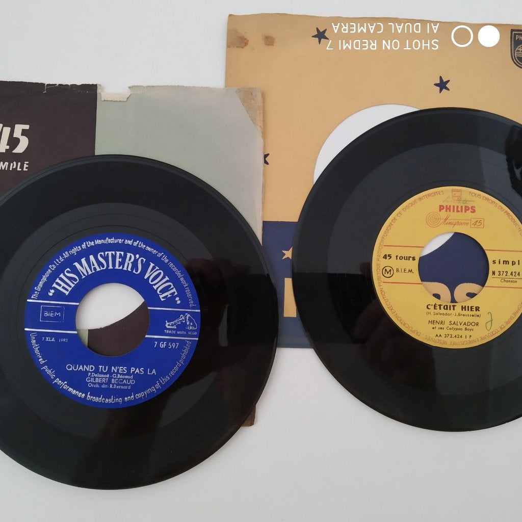 GILBERT BECAUD + HENRI SALVADOR 45t lot de 2 1955/1960, Enlèvement ou Envoi, Utilisé, 7 inch