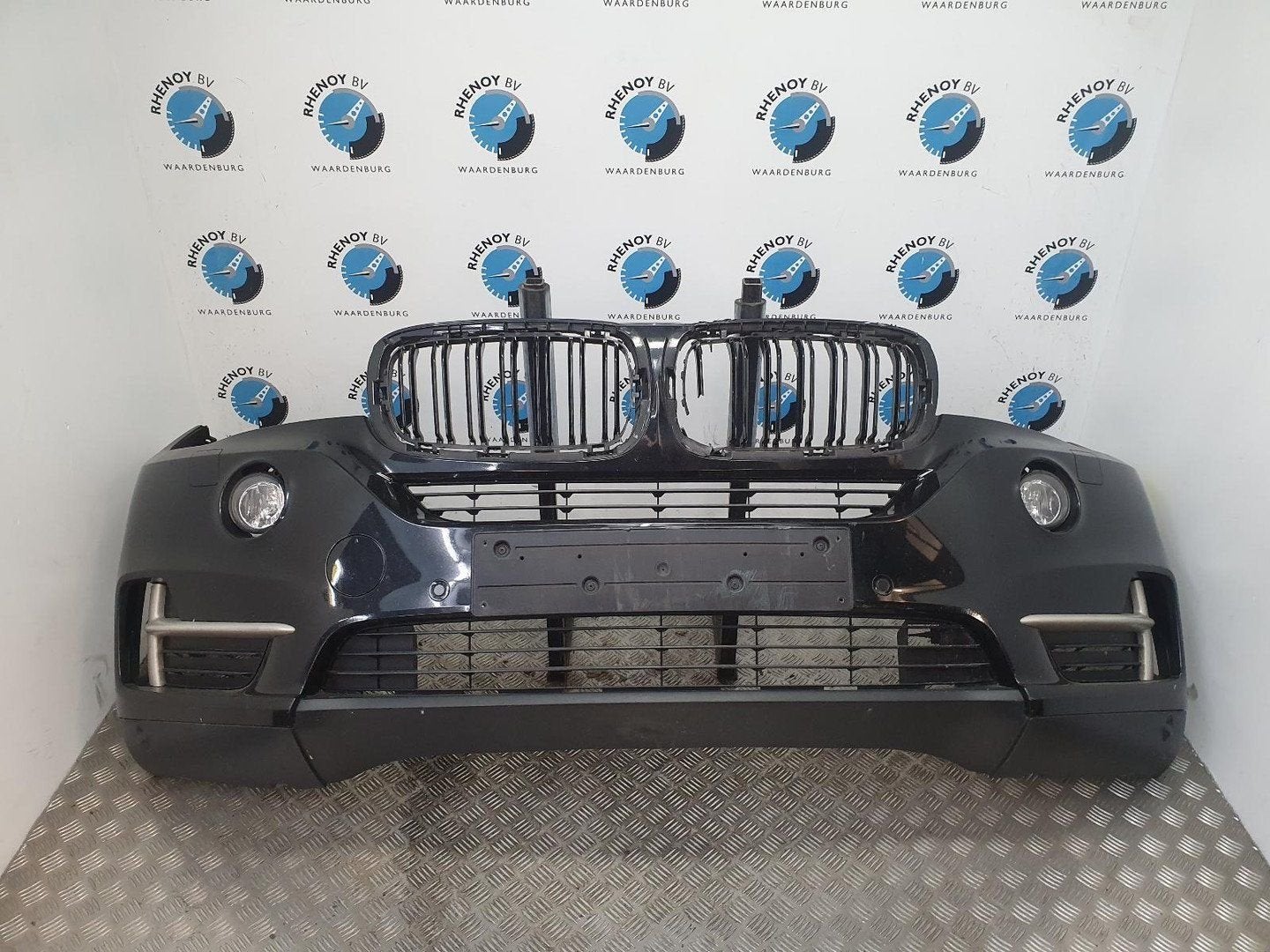 BMW X5 F15 xDrive25d C Exec. 7p VOORBUMPER 2017, Ophalen of Verzenden, Gebruikt, Stiba lid