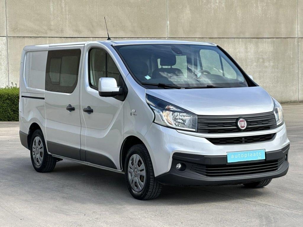 Fiat Talento Double Cabine 6 places +Cargo Léger Camera Navi, Argent ou Gris, Achat, Entreprise, Boîte manuelle
