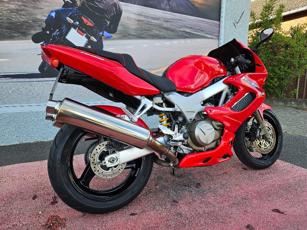 HONDA VTR 1000, Motoren, 2 cilinders, Occasion, Motorrijbewijs A, Bedrijf