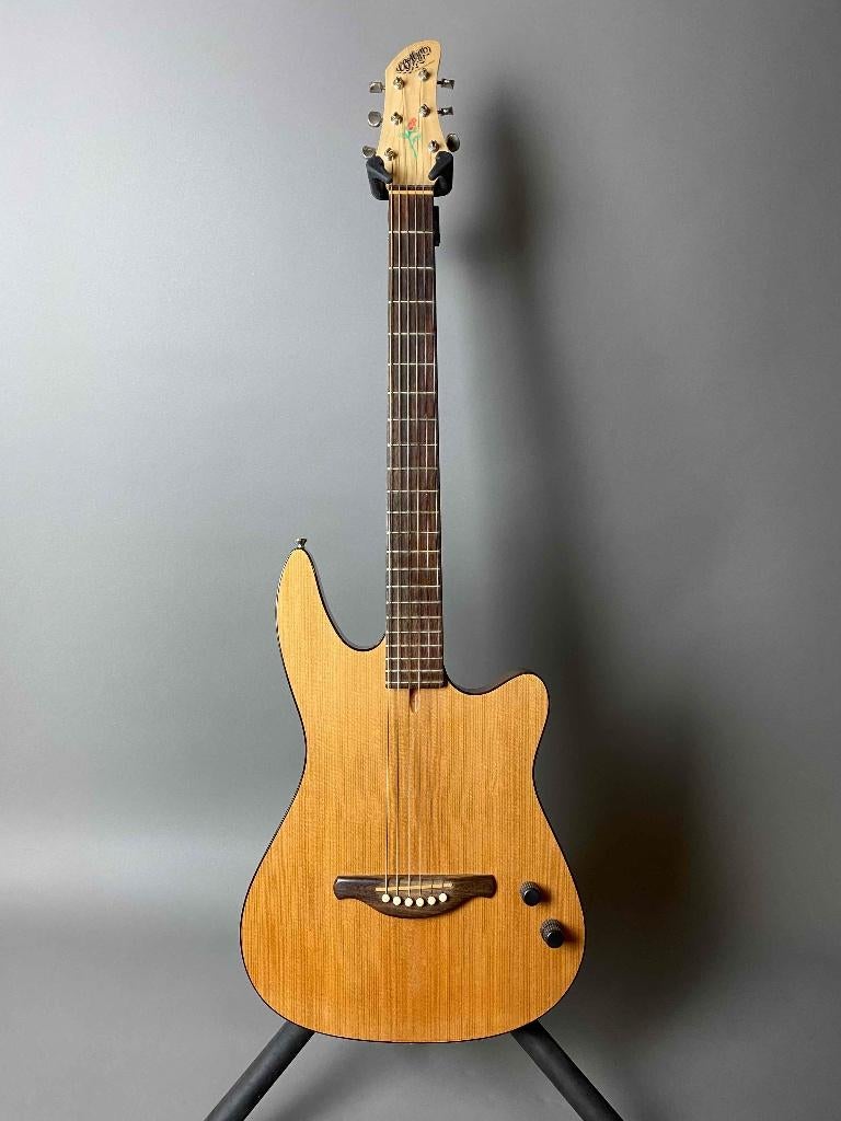 CB Alyn Rosebud RB-50 - 1992 hand made USA serie nr 005, Ophalen, Zo goed als nieuw, Western- of Steelstringgitaar, Met koffer