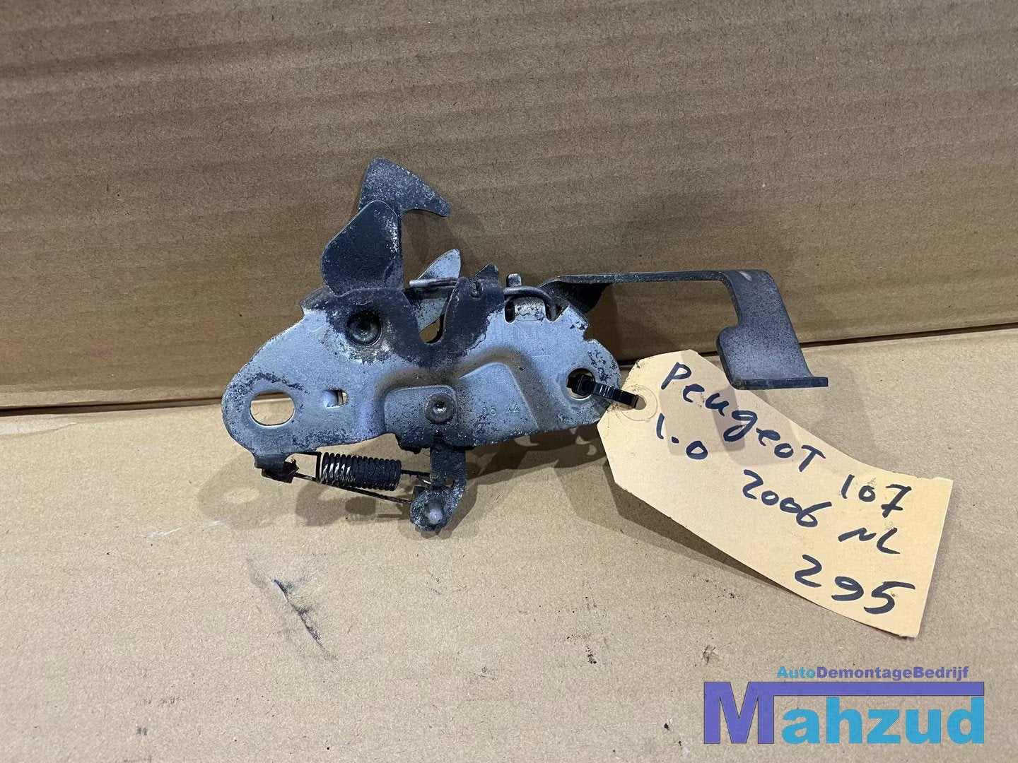 PEUGEOT 107 C1 AYGO Slot motorkap mechaniek 2005-2014, Auto-onderdelen, Taurusavenue 1
2132 LS  Hoofddorp, NL, Gebruikt, Contact.group@renault.com