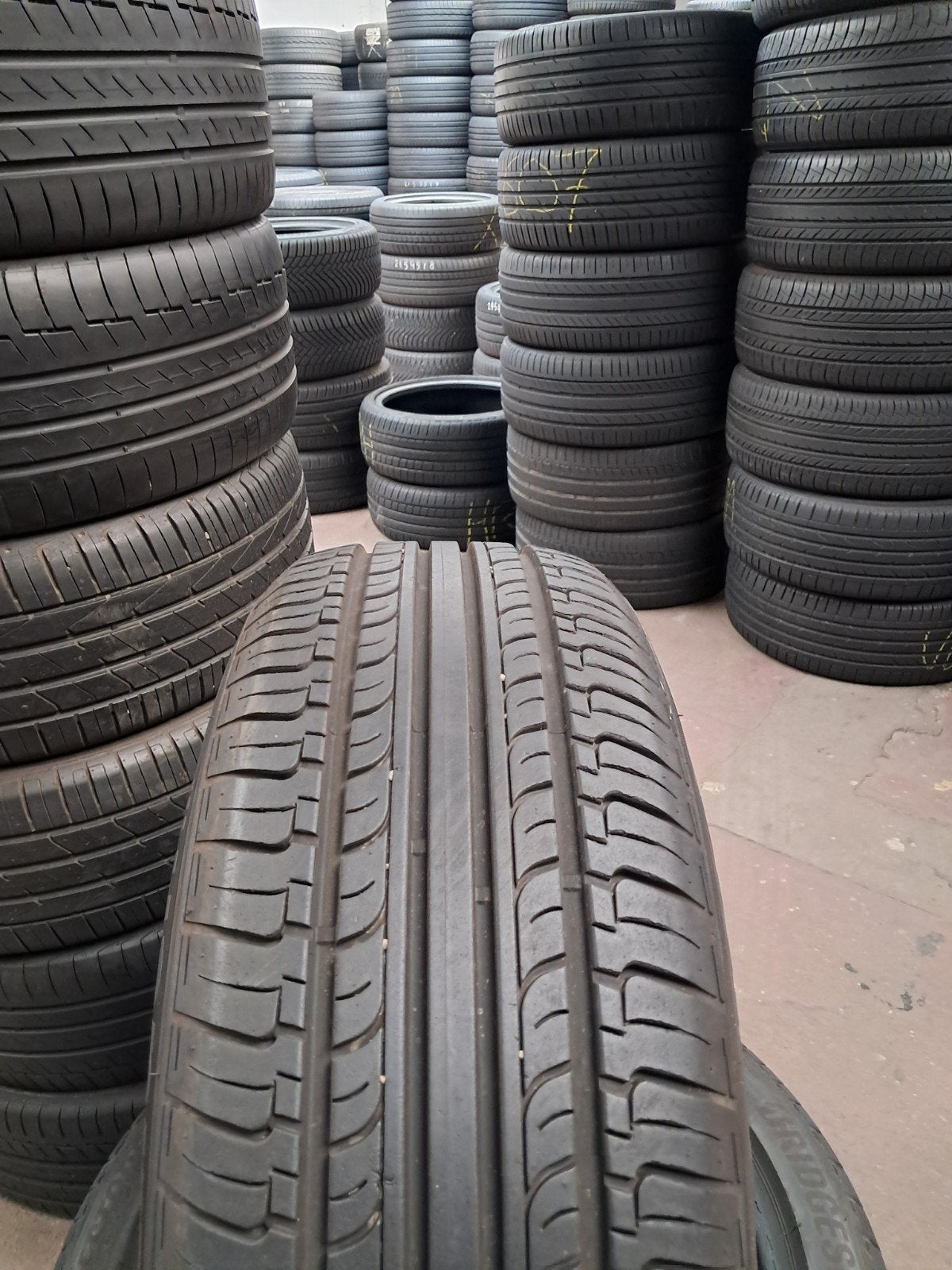23555r18 235 55 r18 235/55/18 Hankook DUNLOP Nouveau leasing, Enlèvement ou Envoi