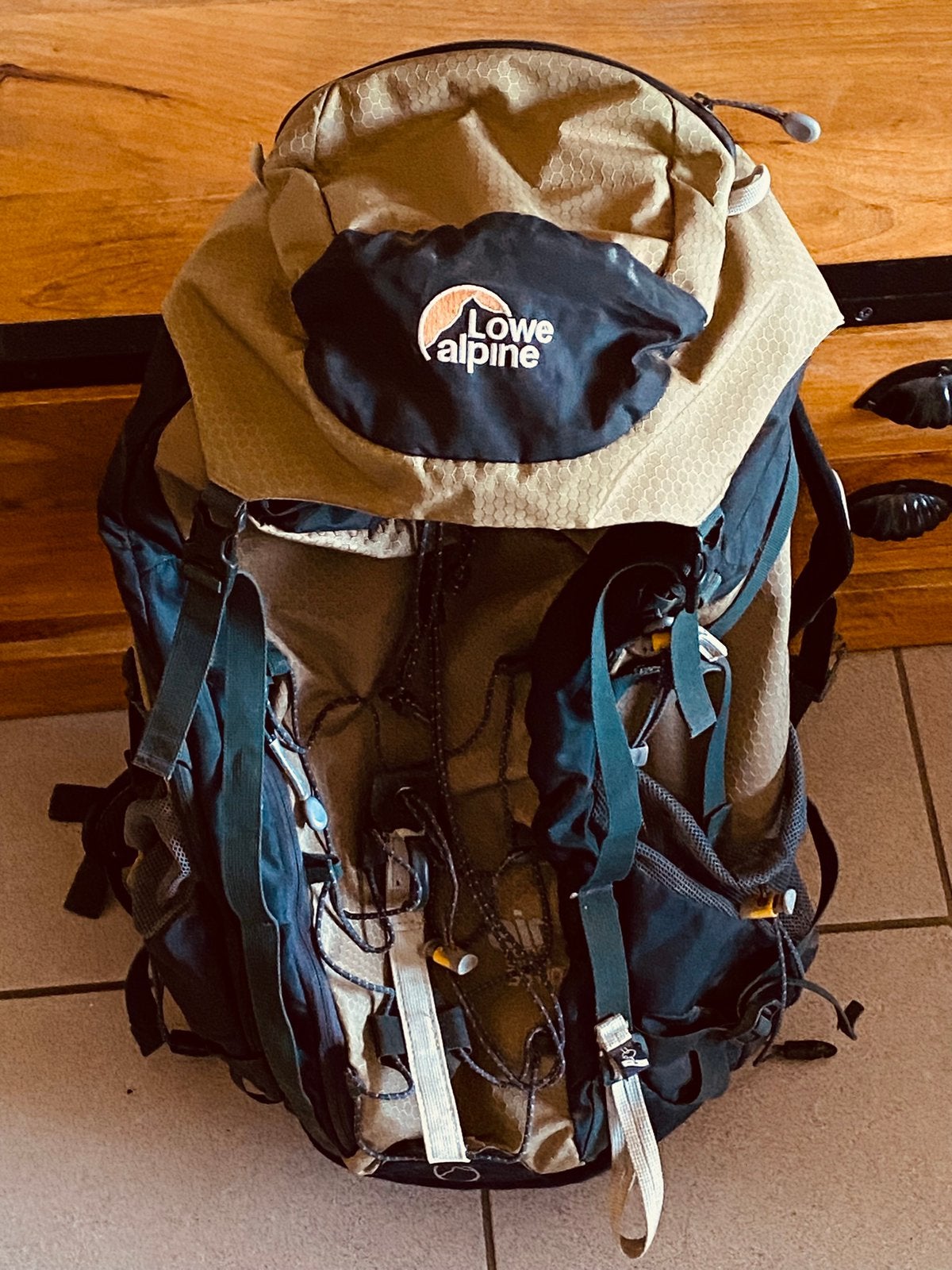 Sac de randonnée Lowe Alpine AirZone Centro 35+10, Enlèvement, Comme neuf, Étanche