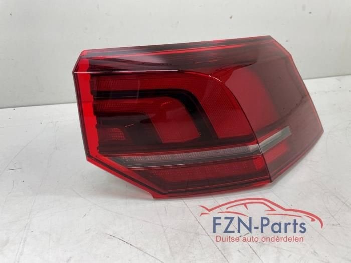 VW Golf 8 Facelift Achterlicht Rechts Buiten, Ophalen of Verzenden, Gebruikt