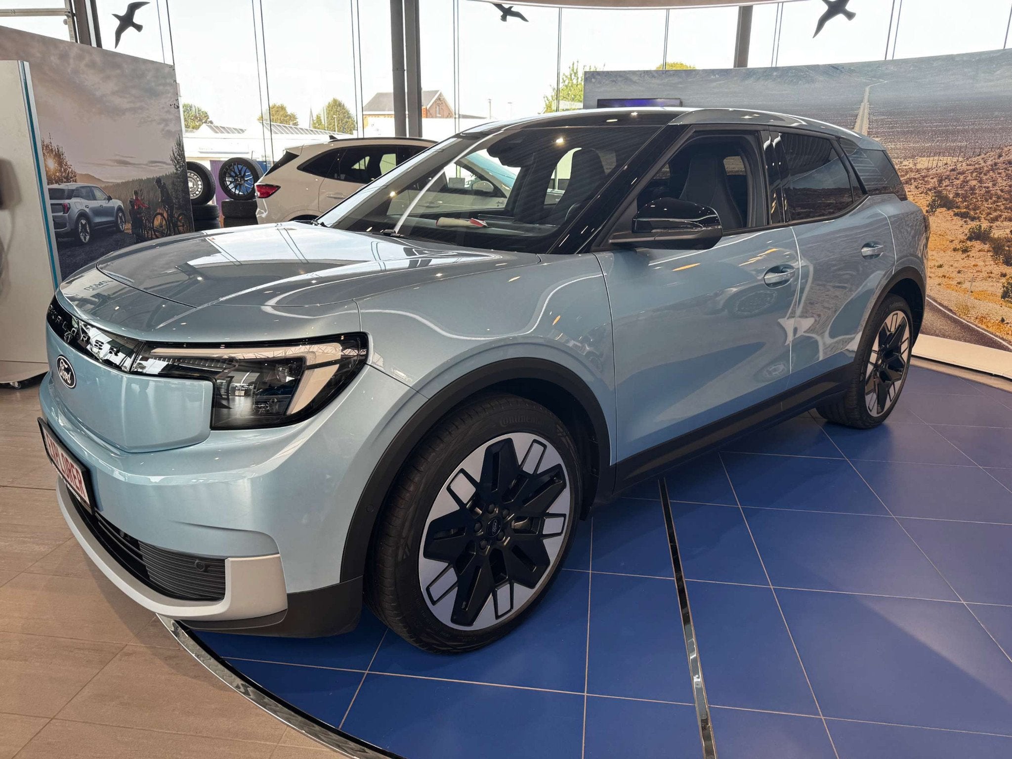 Ford Explorer EV Premium 77kWh Ext Range RWD Artic Blue / B&, Autos, Cuir, Achat, Entreprise, Explorer