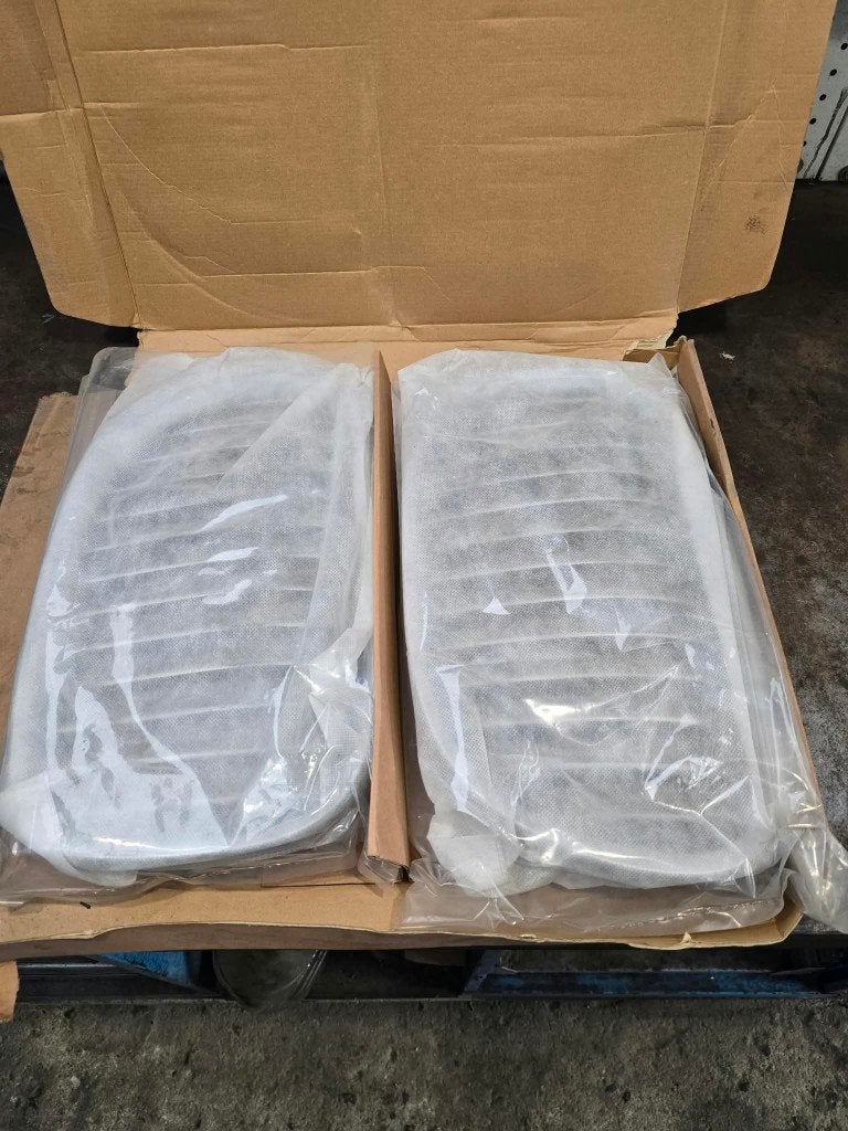 BMW 7-SERIE F01/F02-GRILLS — 2008 TOT 2012, Auto-onderdelen, Ophalen, Gebruikt, Voor, Bumper