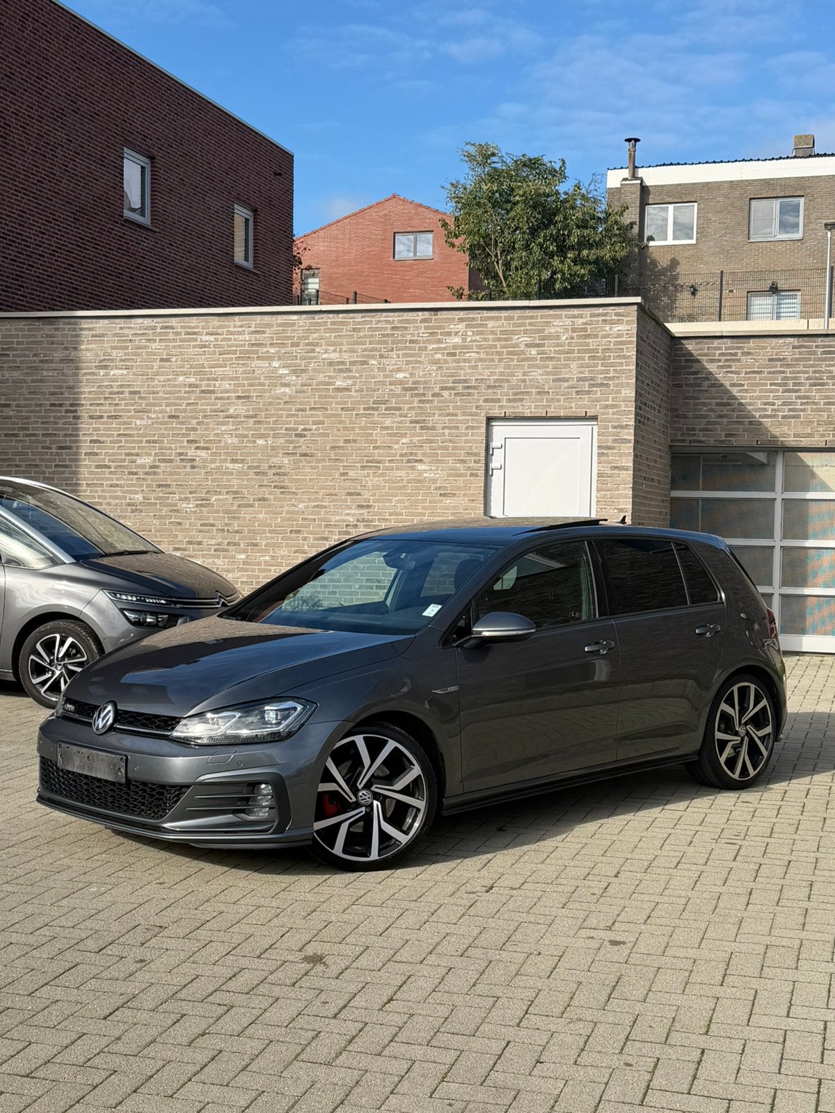 Titel : Golf 7.5 GTD 2.0TDI (2019) - DSG - Gekeurd vvk, Auto's, Alcantara, 5 deurs, Zilver of Grijs, Te koop