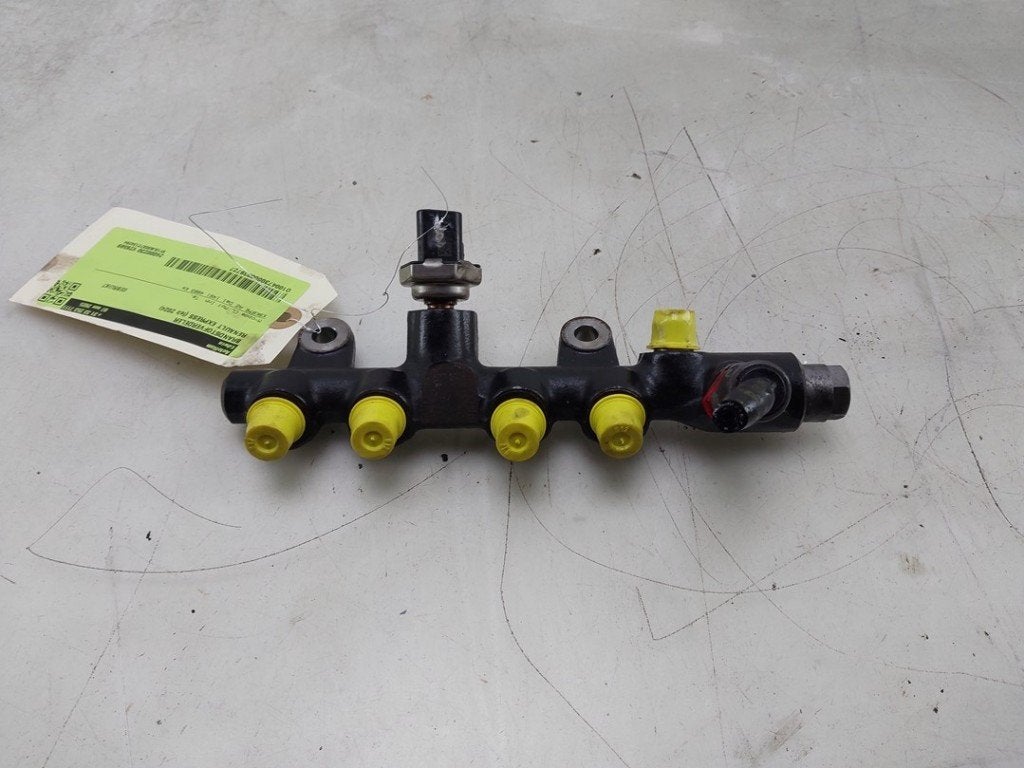 COMMON RAIL (|8200397346|5WS40208|8200815617|A2C20001221|820, Dhr. J. Ham, Renault, Administratie@autoham.nl, Utilisé
