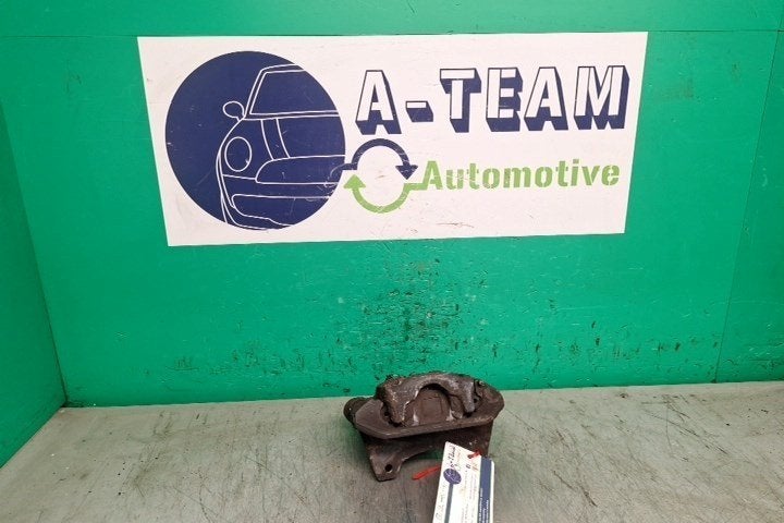 ETRIER DE FREIN AVANT DROIT Fiat Panda (169), Robert Bosch AG, Utilisé, Fiat, Robert-Bosch-Allee 1
74232  Abstatt, DE