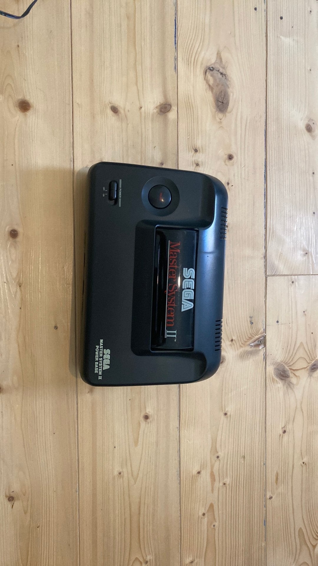 SEGA master system 2 power base+ 2 contollers en game, Consoles de jeu & Jeux vidéo, Master System, Enlèvement ou Envoi, Comme neuf