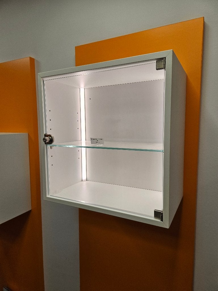 Vitrinekasten met ledverlichting, Huis en Inrichting, Ophalen, Gebruikt