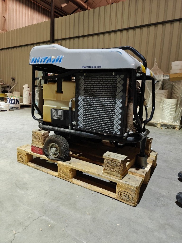 Mobiel compressor VRK 200 Honda GX670 (ibix versie), Bricolage & Construction, Enlèvement, Mobile, 800 litres/min ou plus, Utilisé