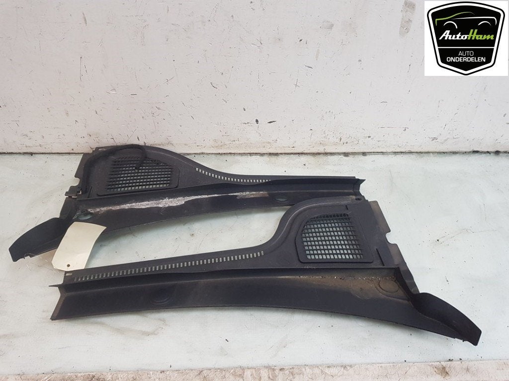 BAIE DE PARE BRISE Volkswagen Golf VIII (CD1) (01-2019/-), Utilisé, Volkswagen