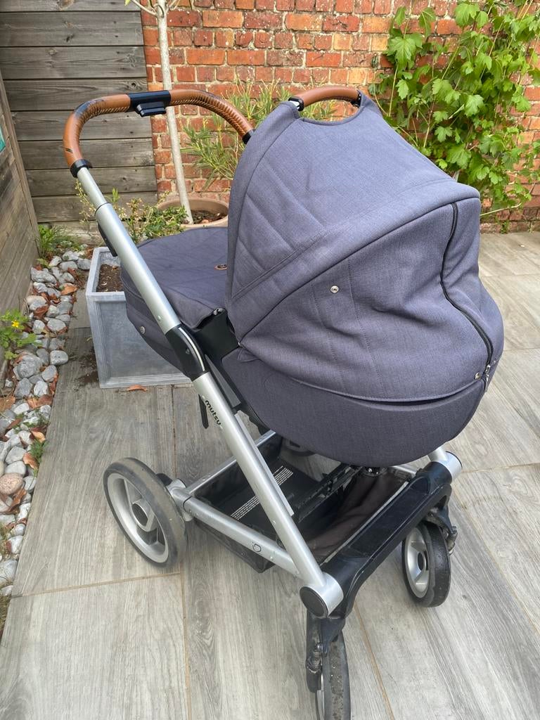 Mutsy IO2 combi kinderwagen - donkerblauw, Kinderen en Baby's, Kinderwagens en Combinaties, Zo goed als nieuw, Kinderwagen, Mutsy