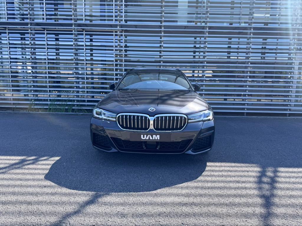 BMW 530e - M pakket - laser - BTW aftrekbaar, Auto's, Automaat, Achterwielaandrijving, Zwart, Leder
