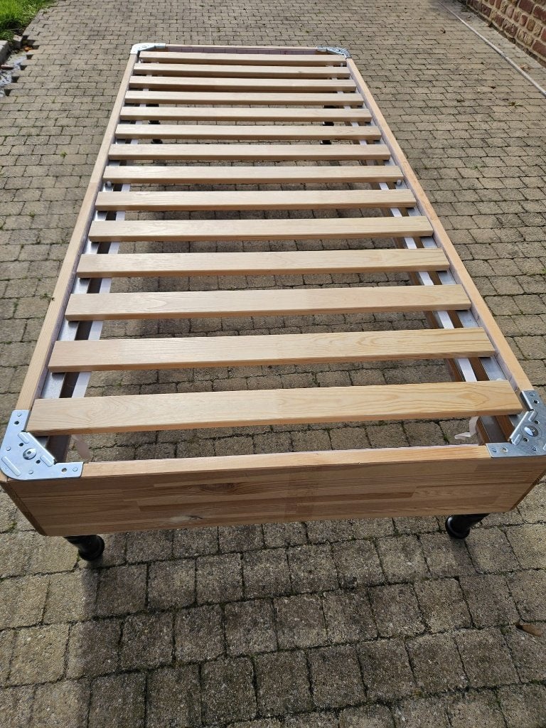 bedframe, Huis en Inrichting, Ophalen, Gebruikt, 90 cm, Eenpersoons