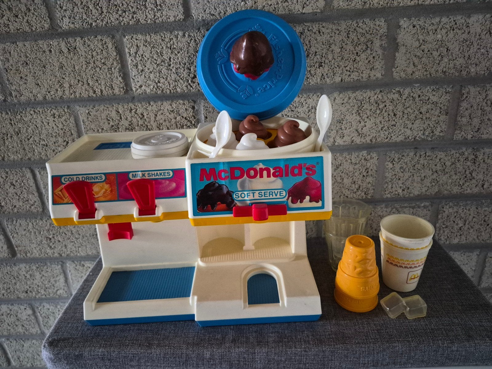 Vintage 1988 Fisher-Price McDonald's Soft Serve Ice Cream So, Verzamelen, Ophalen of Verzenden