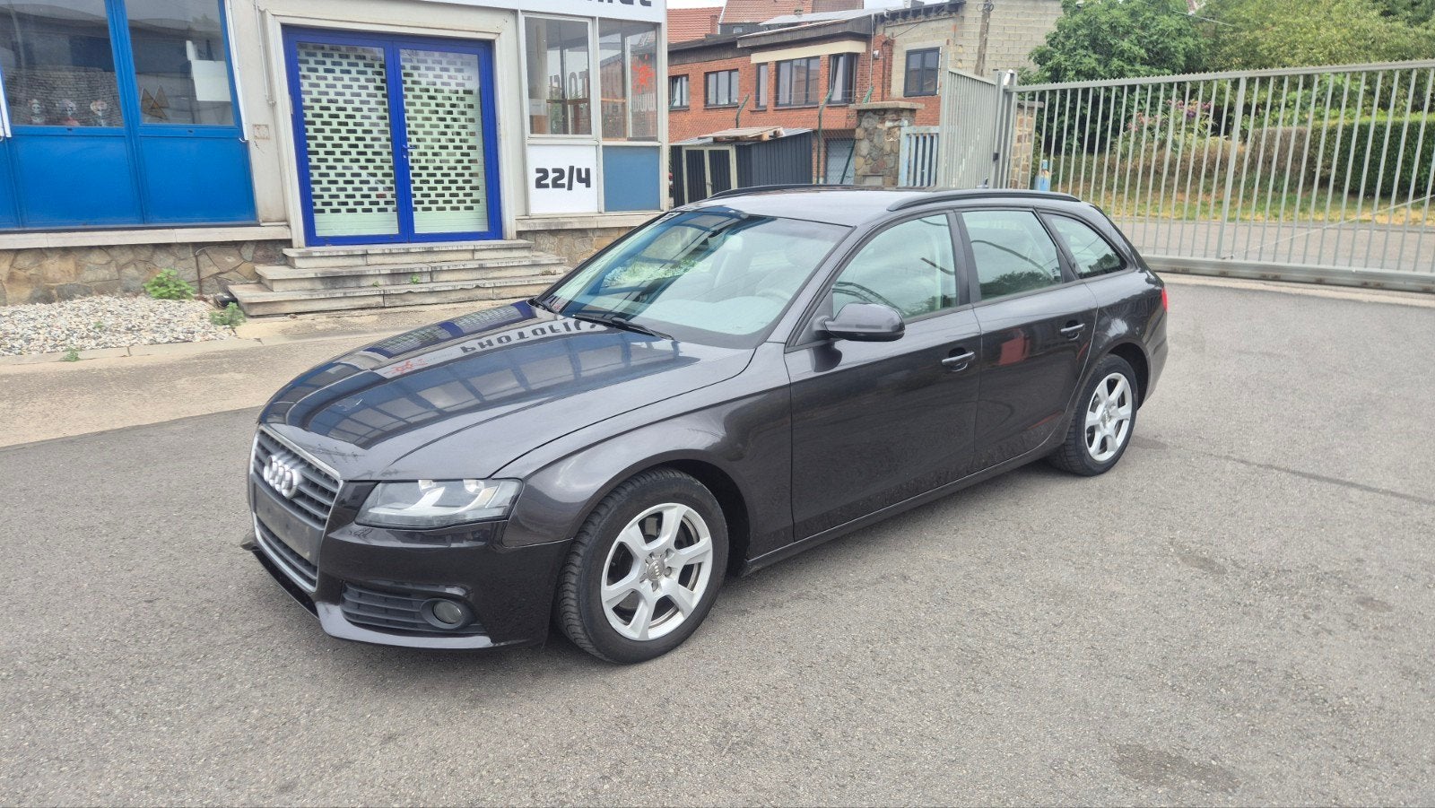 AUDI A4 2.0TDI 136CV JAAR 2011 CT OK ROZE BLAD JAAR 2011EURO, Auto's, Euro 5, Zwart, A4, Zwart