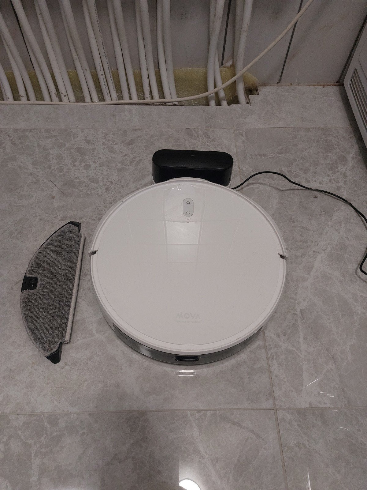 Robotstofzuiger + dweilfunctie, Elektronische apparatuur, Stofzuigers, Ophalen, Gebruikt, Dreame, Dweilfunctie