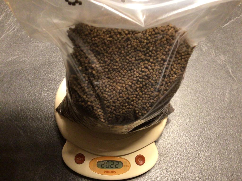 Purple pellets carpe extrude 3 mm, Enlèvement, Neuf
