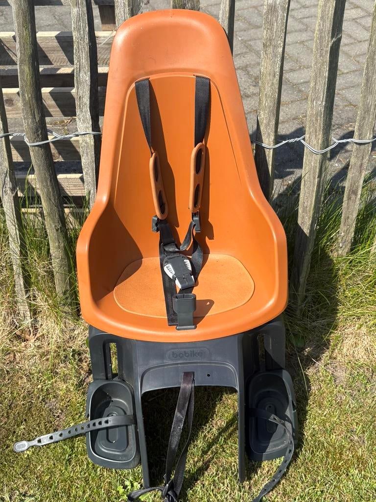 Bobike fietsstoel + 2de montagebeugel, Achterzitje, Ophalen, 15 t/m 25 kg, Gebruikt