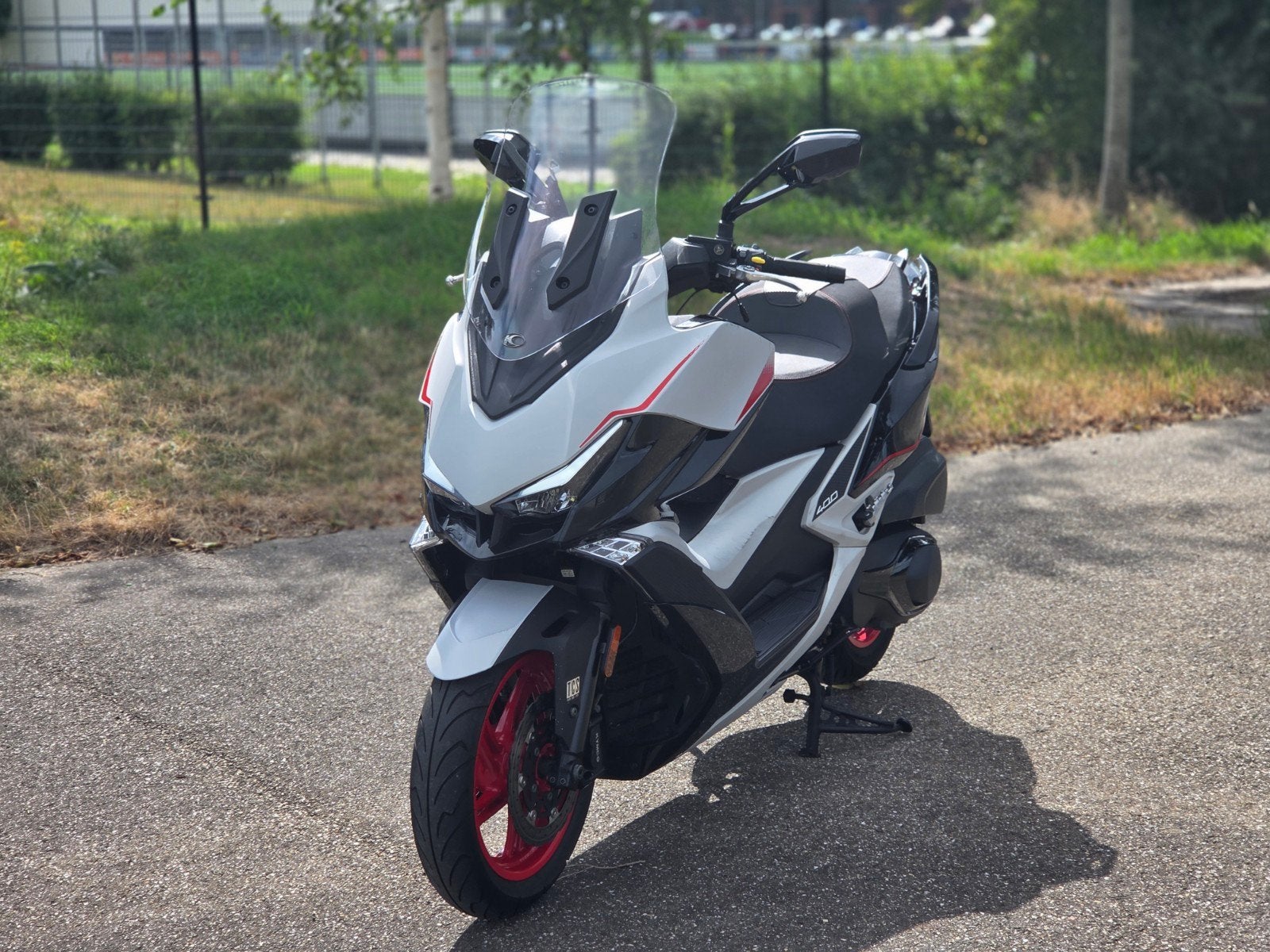 Kymco Xciting 400 VS Limited Edition (2024), Motos, Motos | Marques Autre, Scooter, Kymco Xciting, Contrôle de traction, 12 à 35 kW