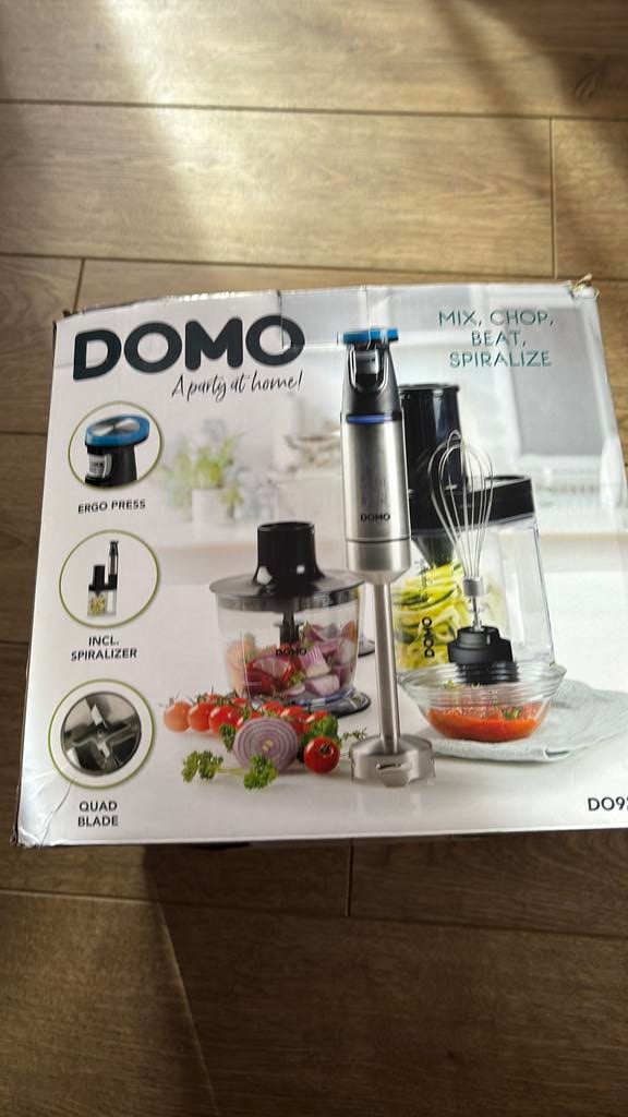 Nieuwe domo mixer met veel accessoires, Electroménager, Mélangeurs de cuisine, Enlèvement, Neuf