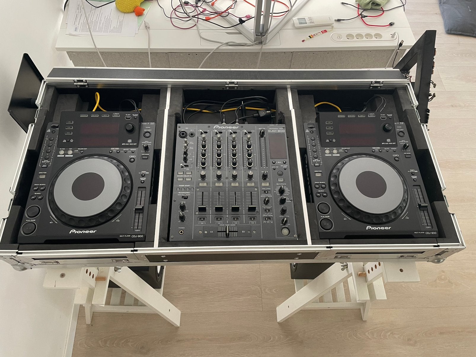 DJ Set - 2x Pioneer CDJ 900 & 1x DJM 800 + Yamaha HS7, Muziek en Instrumenten, Dj-sets en Draaitafels, Ophalen, Gebruikt, Dj-set