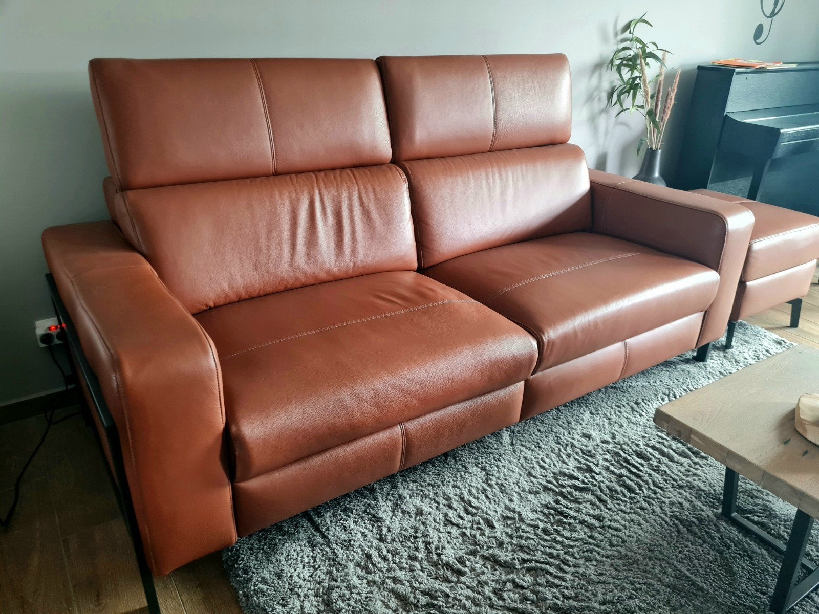 Lederen zetel en poef cognac kleur Henders & Hazel, Ophalen