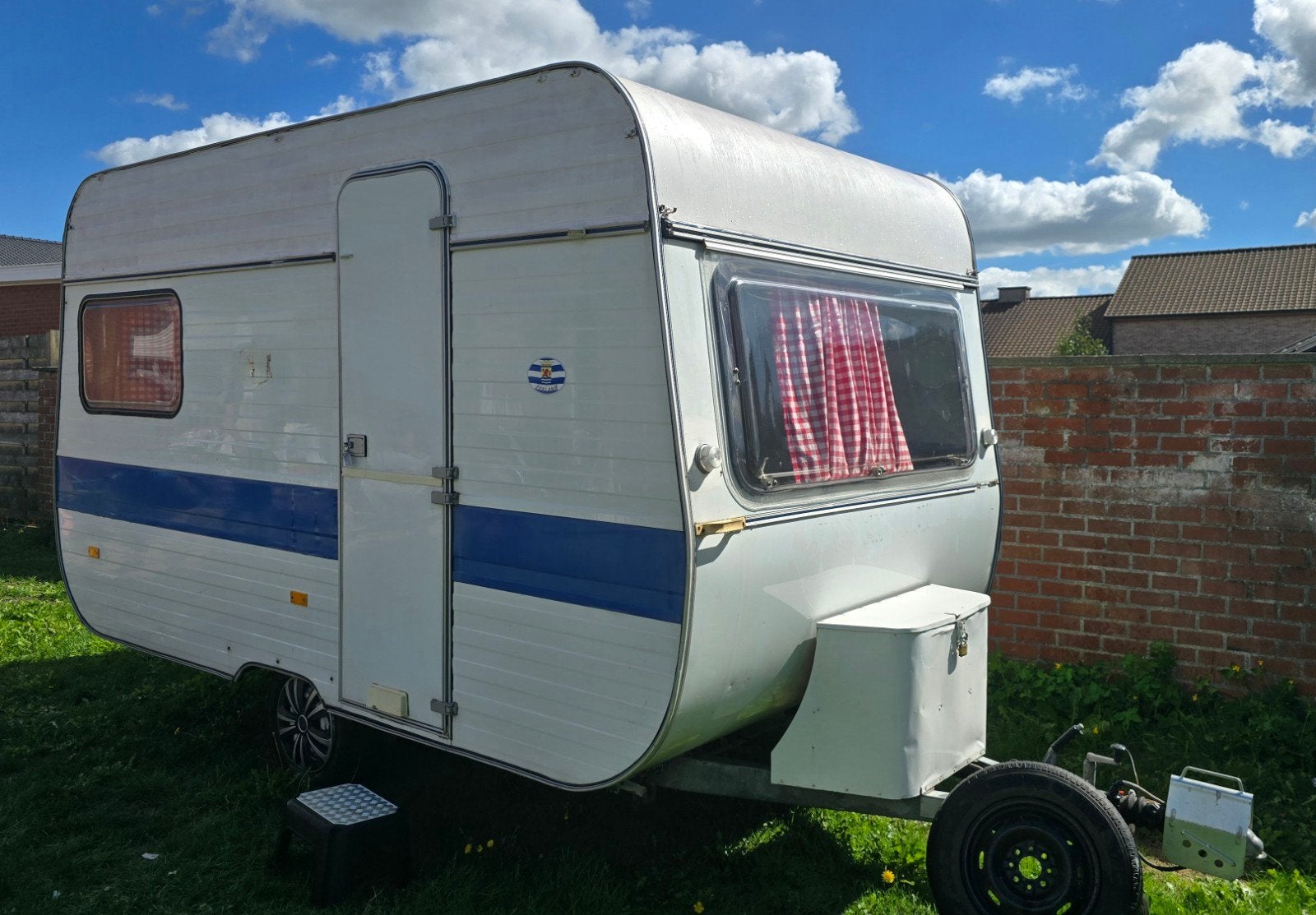 Caravan met voortent 750kg, Particulier, Adria