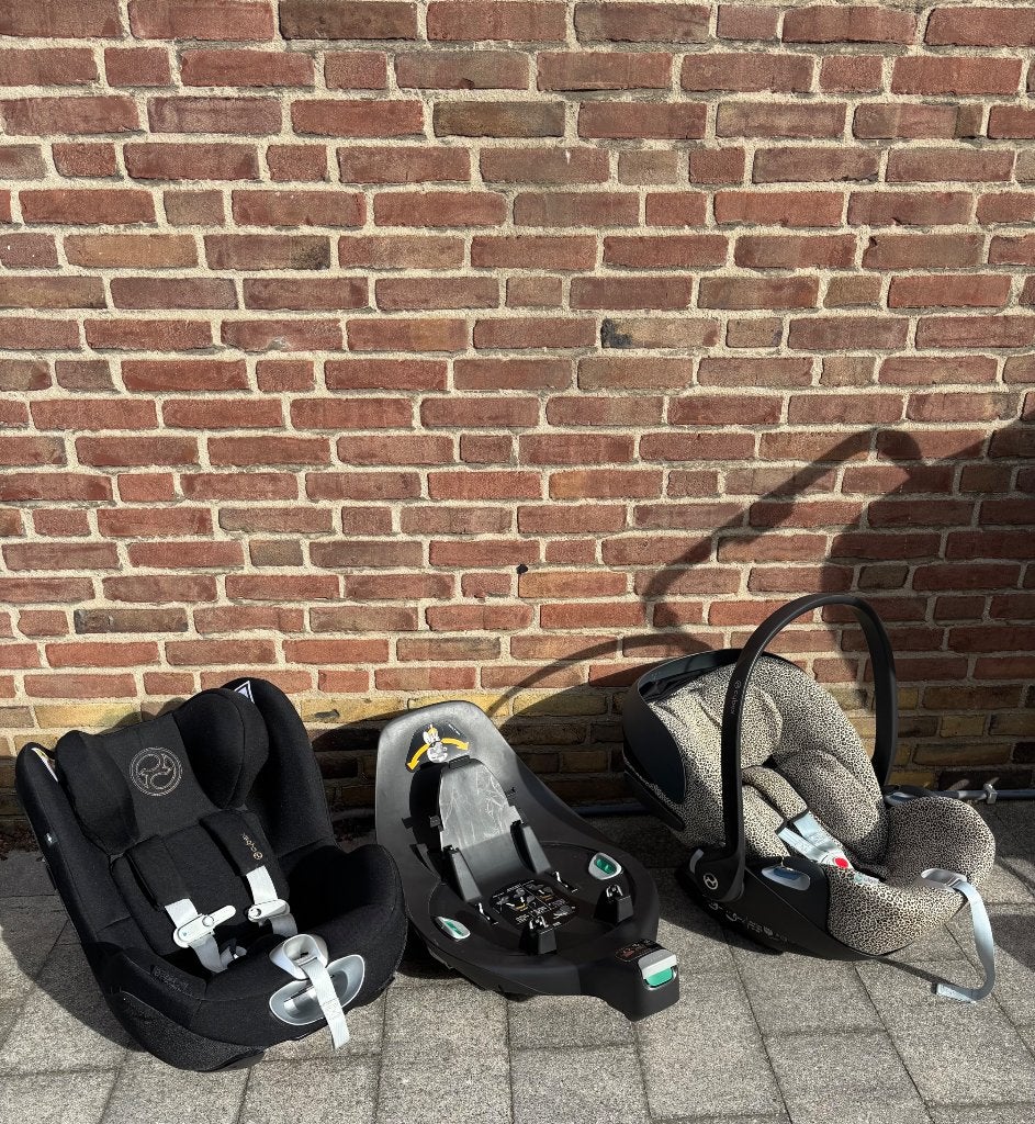 Cybex autostoelenset, Verstelbare rugleuning, Gebruikt, 0 t/m 18 kg, Isofix