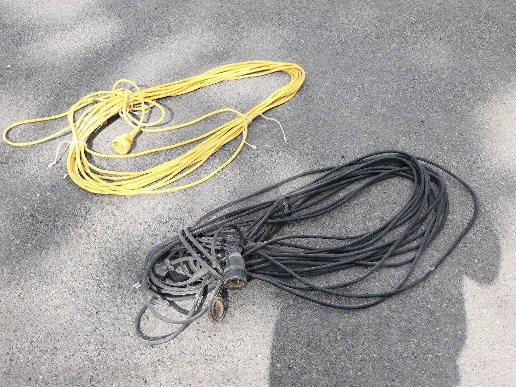 2 VERLENGKABELS, Doe-het-zelf en Bouw, Ophalen, Gebruikt