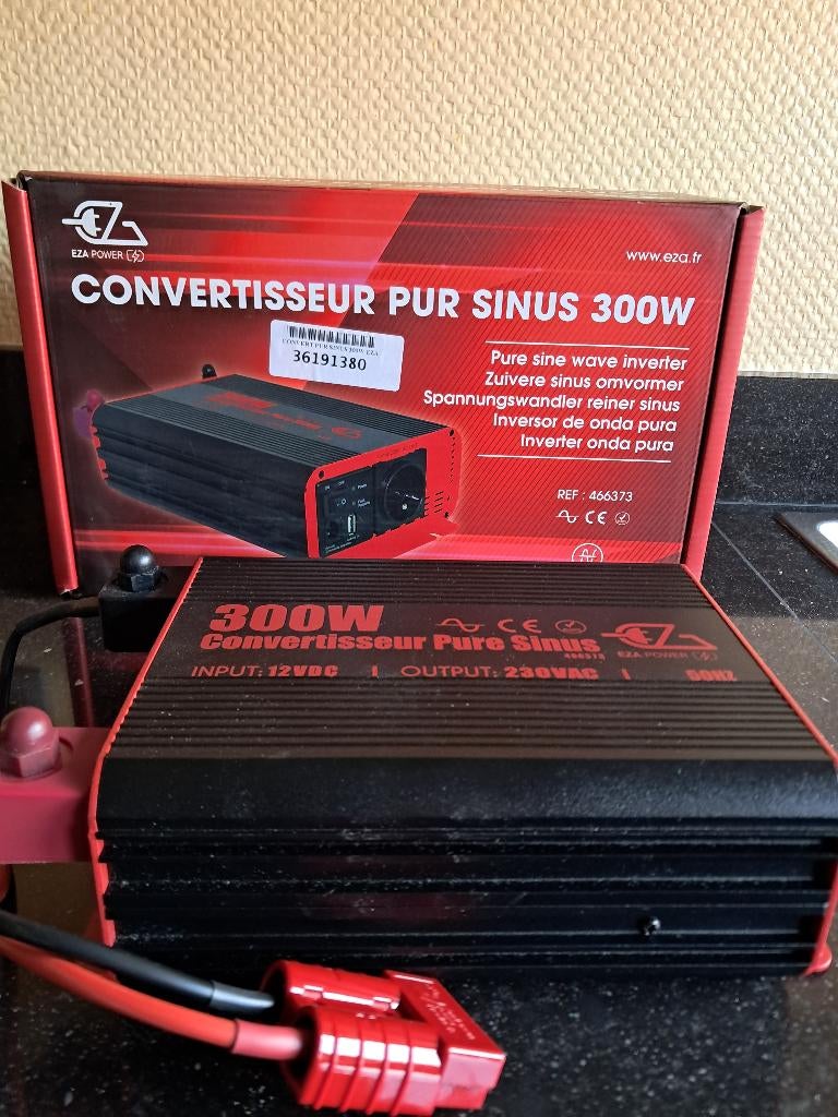 Convertisseur 220v, Caravanes & Camping, Enlèvement, Comme neuf