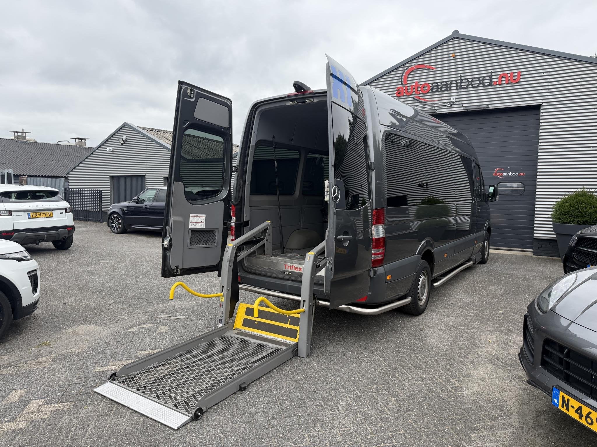 Mercedes-Benz Sprinter 313 2.2 BlueTEC 432 HD Rolstoel Vervo, Auto's, Automaat, Gebruikt, 4 cilinders, 9 zetels